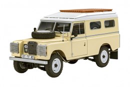 Revell Model plastikowy Land Rover series III LWB 1/24