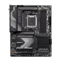 Gigabyte Płyta główna X670 GAMING X AX