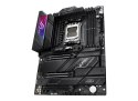 Asus Płyta główna ROG STRIX X670E-E GAMING WIFI AM5 4DDR5 ATX