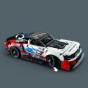 LEGO Klocki Technic 42153 Nowy Chevrolet Camaro ZL1 z serii NASCAR