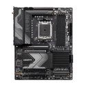 Gigabyte Płyta główna X670 Gaming X AX V2 AM5 4DDR5 HDMI M.2 ATX