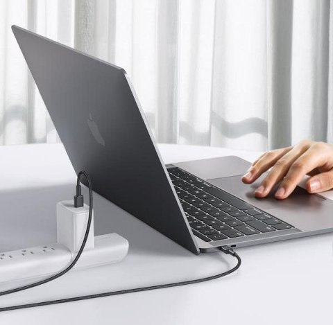 AUKEY CB-CD45 kabel USB-C - USB-C 0,9m 60W PD 3A 20V nylonowy oplot czarny